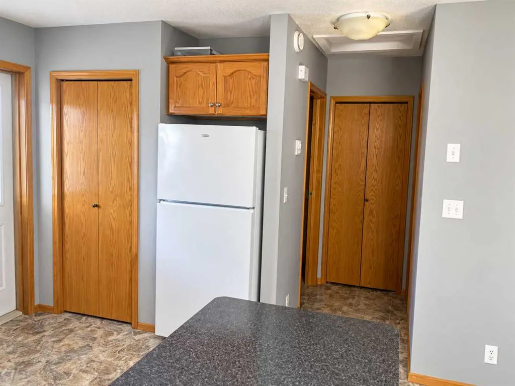 231 & 233 Kendrew Drive