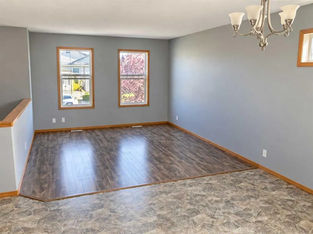 231 & 233 Kendrew Drive