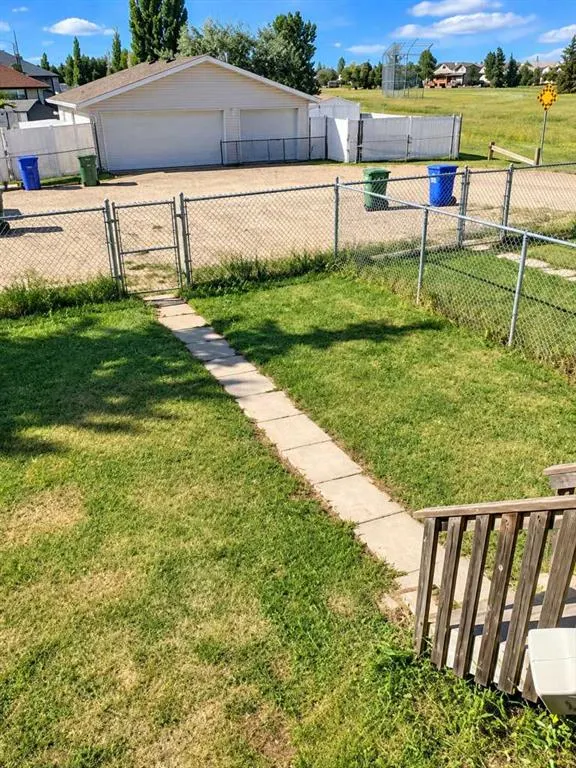231 & 233 Kendrew Drive