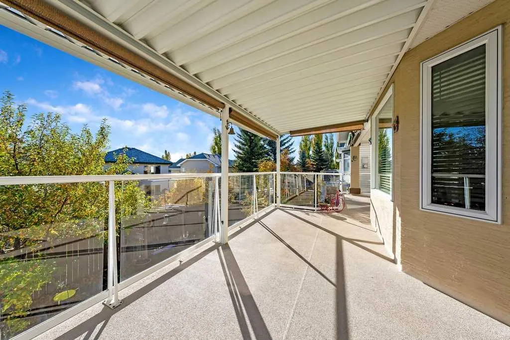 7 Springbank View SW