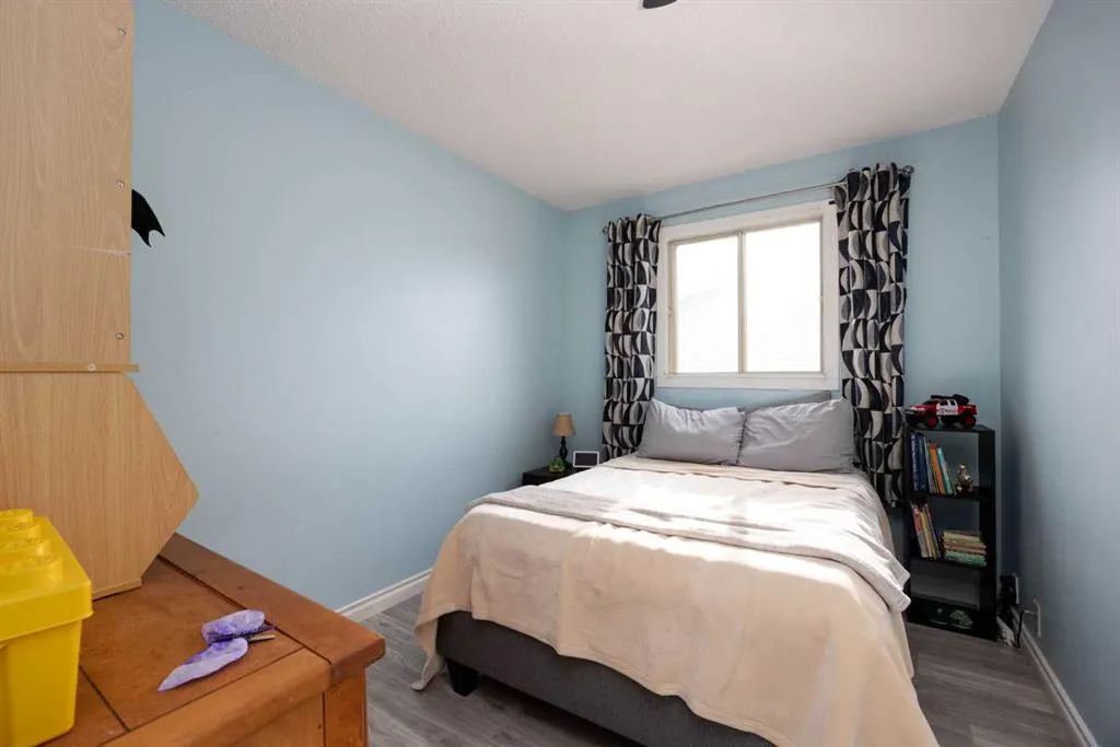 141 Bird Crescent