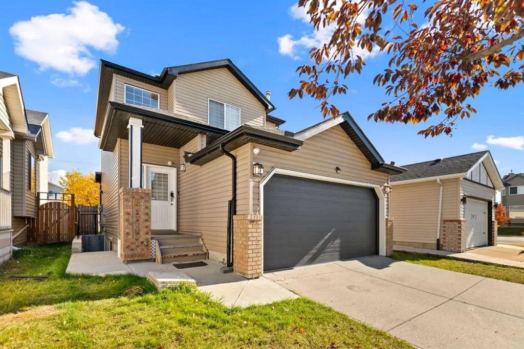 6 Martin Crossing Way NE