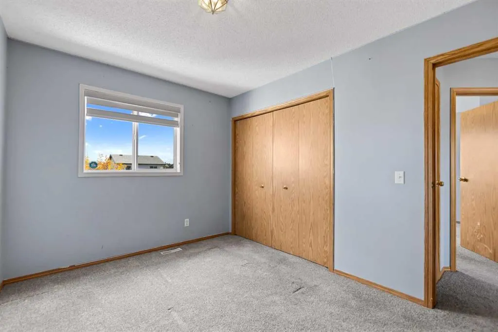 6 Martin Crossing Way NE