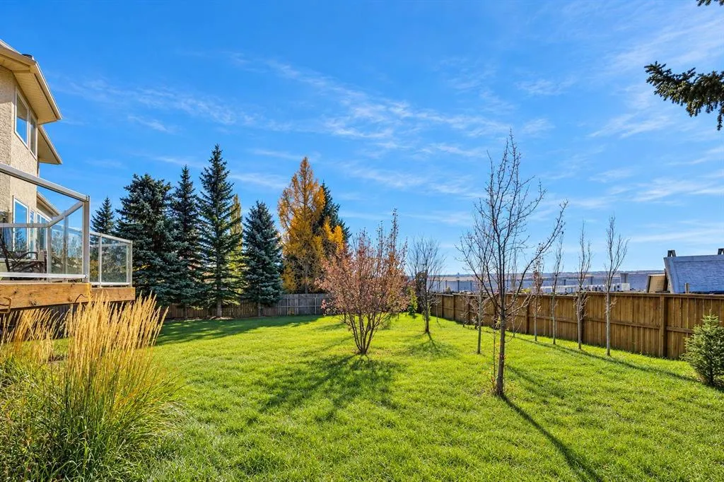 331 Wood Valley Bay SW