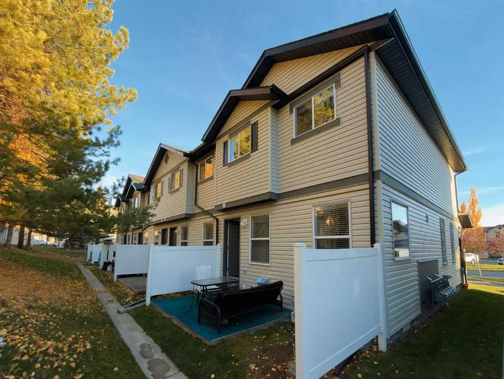 105 Drake Landing Common #87