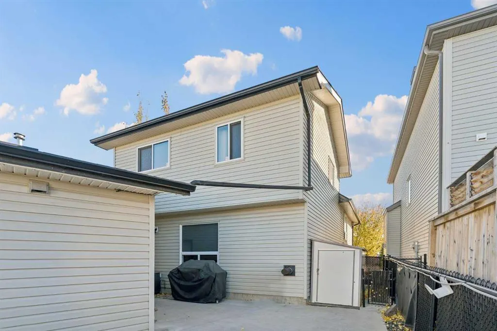 574 Evermeadow Road SW