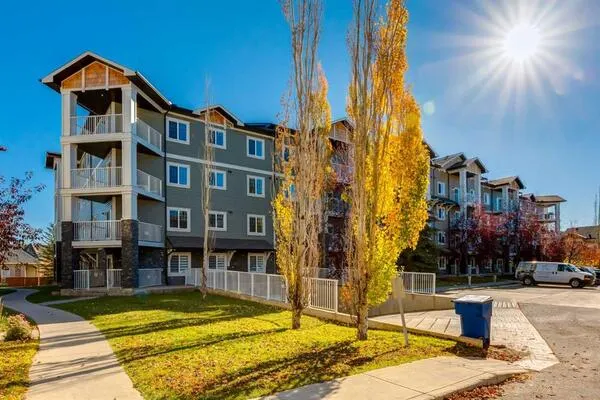 115 Prestwick Villas SE