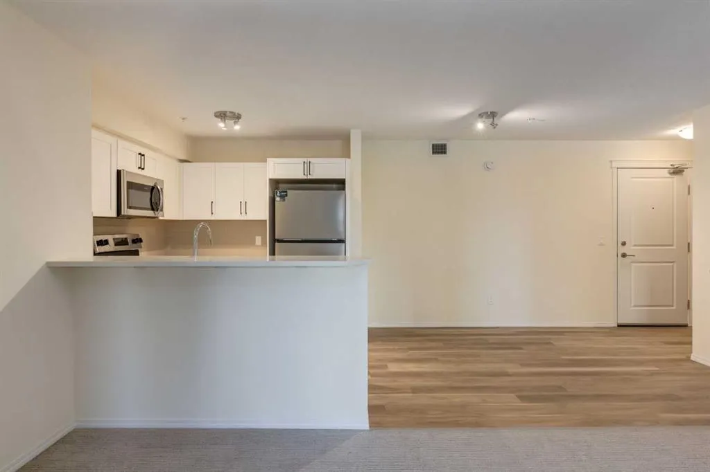 115 Prestwick Villas SE #1210