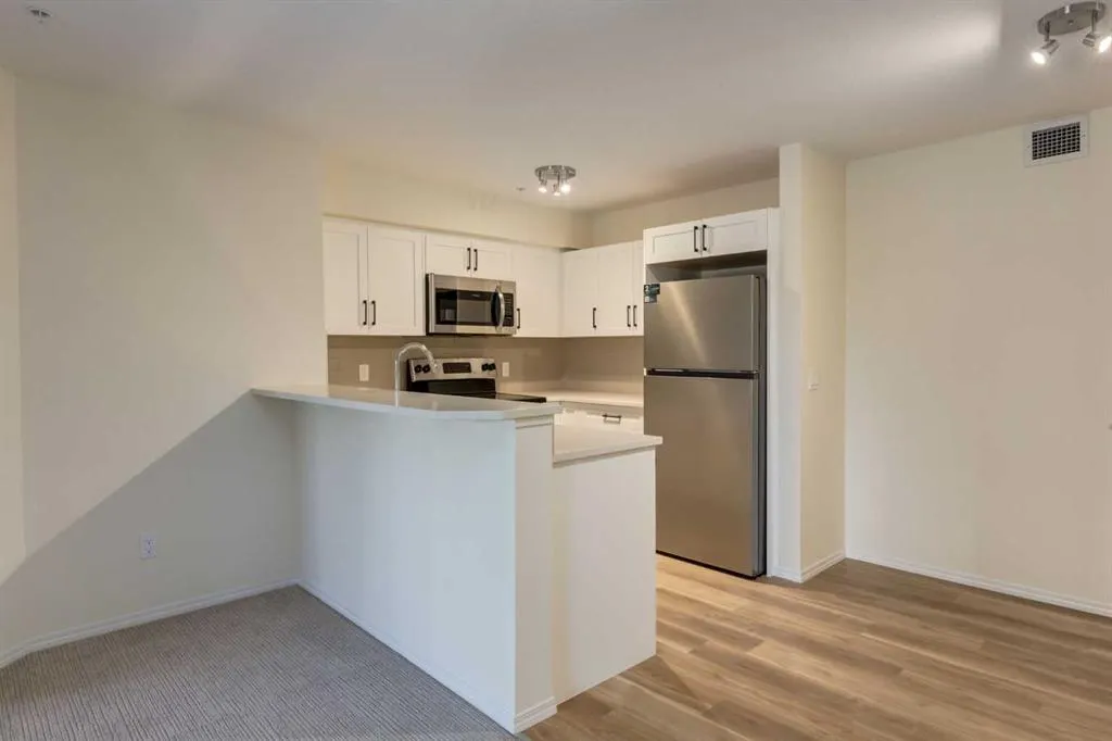 115 Prestwick Villas SE #1210