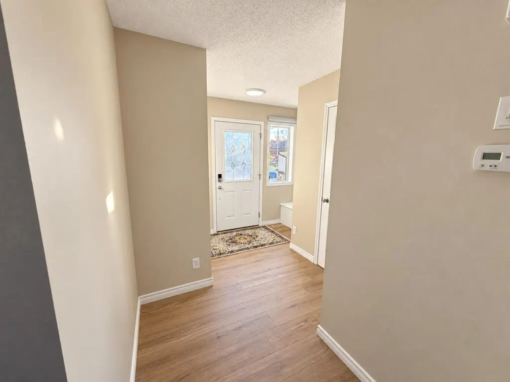 754 Luxstone Gate SW