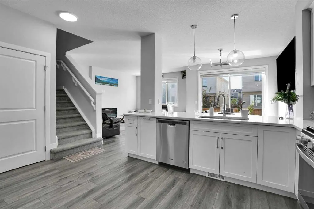 25 Belvedere Terrace SE