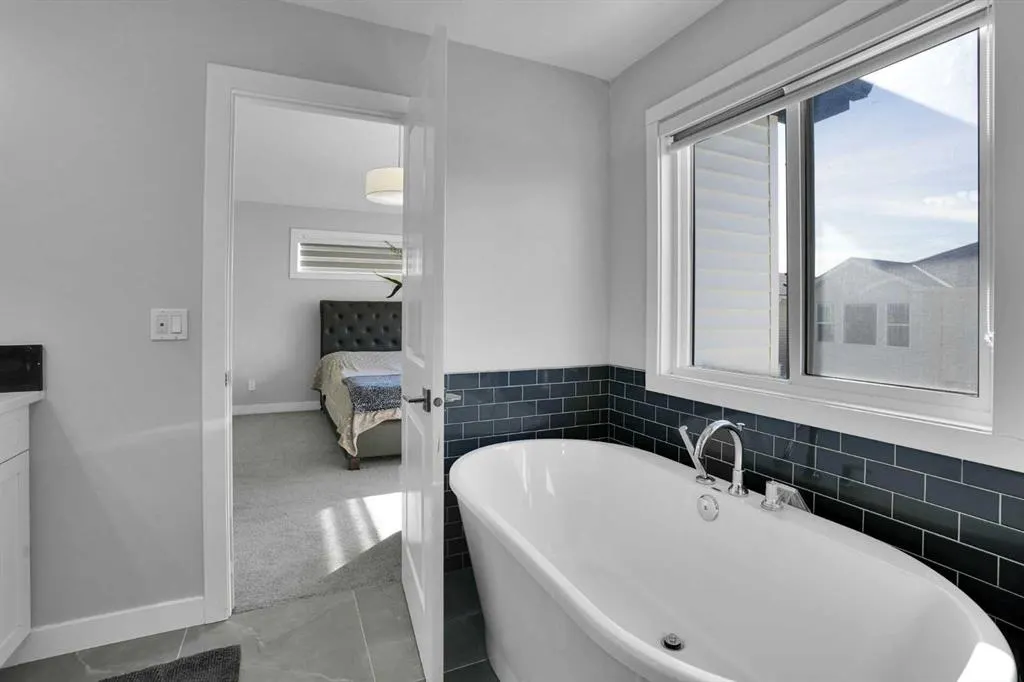 25 Belvedere Terrace SE