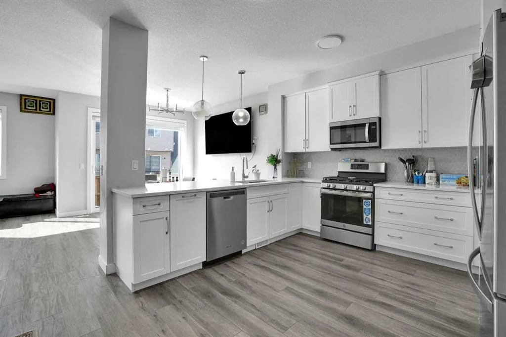 25 Belvedere Terrace SE