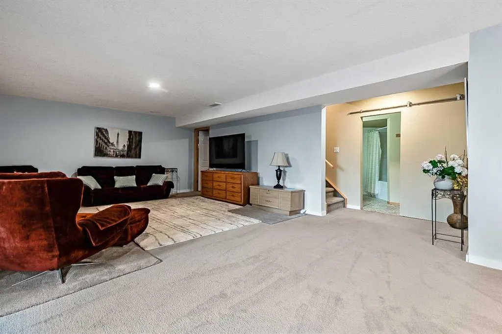 202 Crystal Green Place
