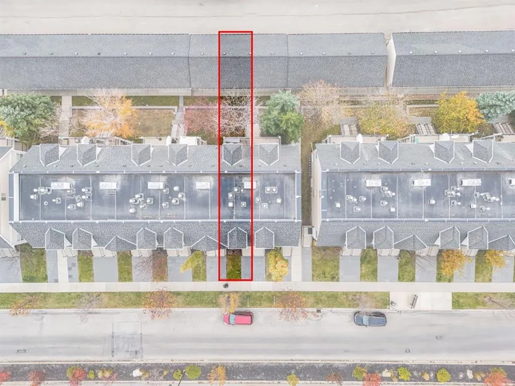 29 Springborough Boulevard SW #23