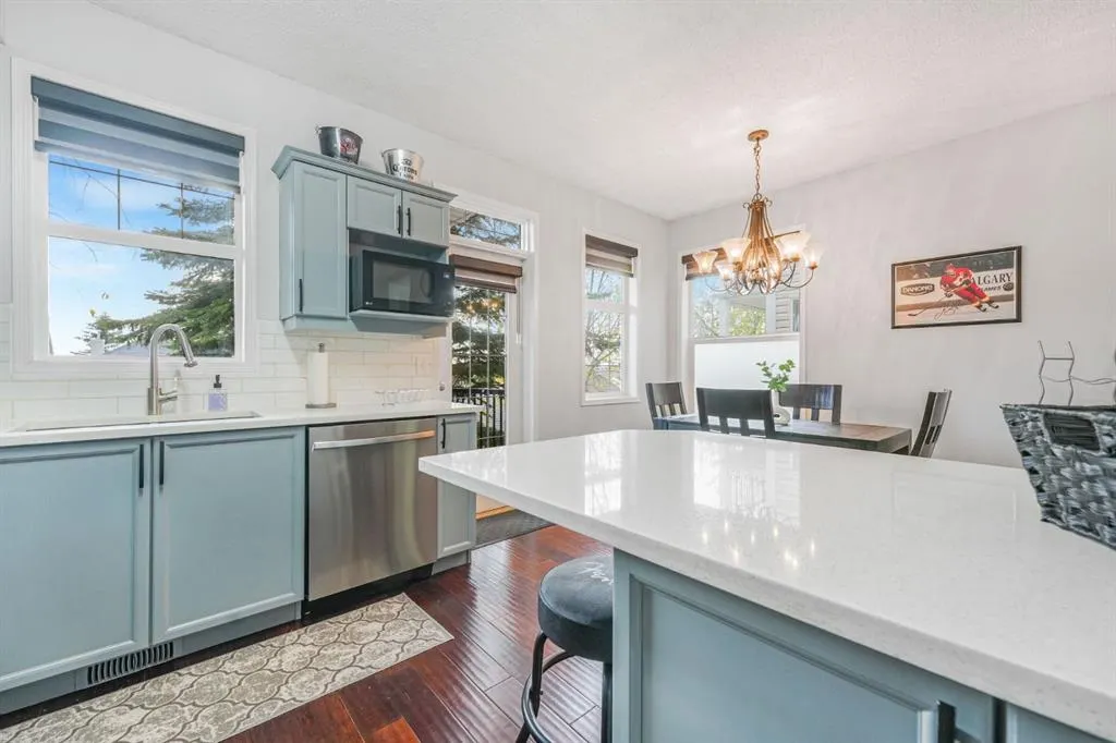 29 Springborough Boulevard SW #23