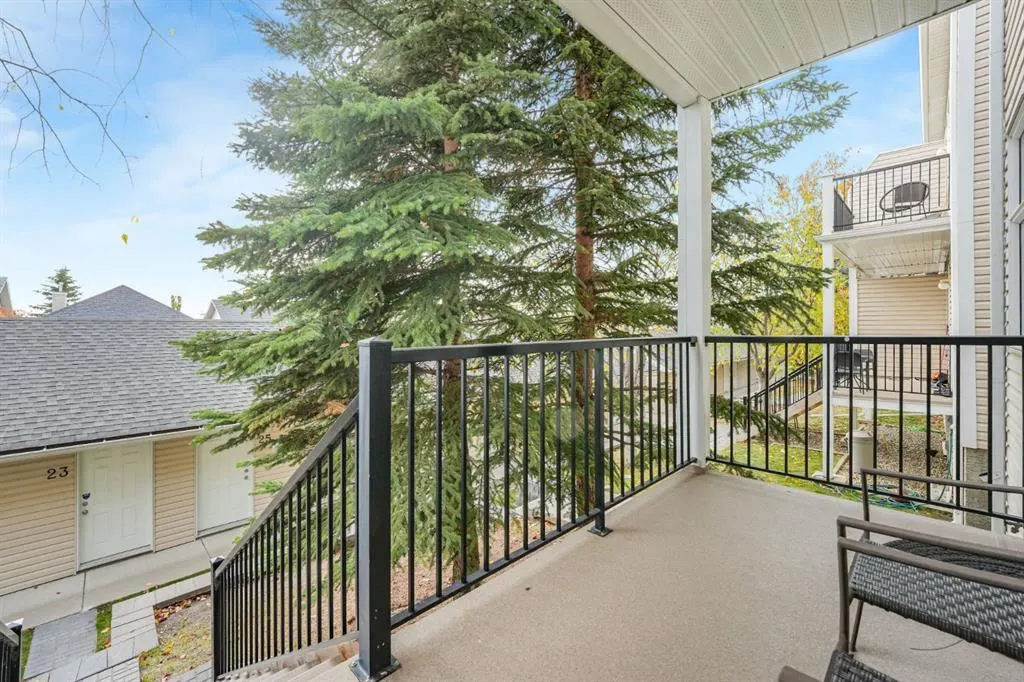 29 Springborough Boulevard SW #23