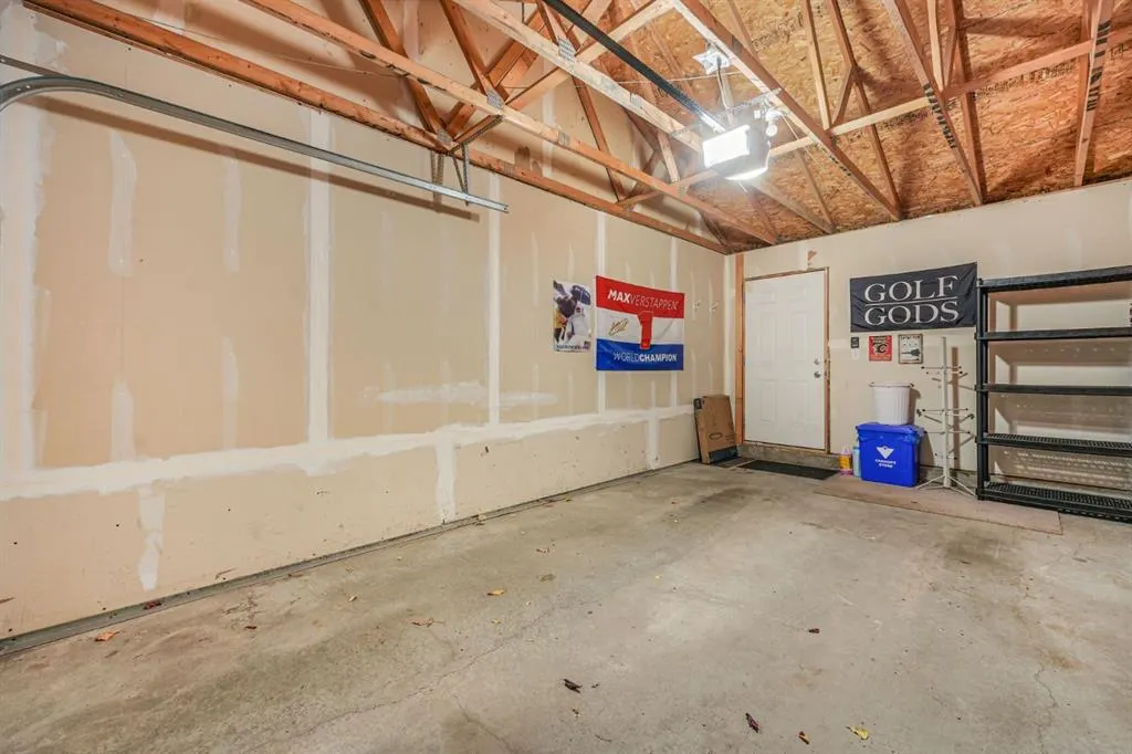 29 Springborough Boulevard SW #23