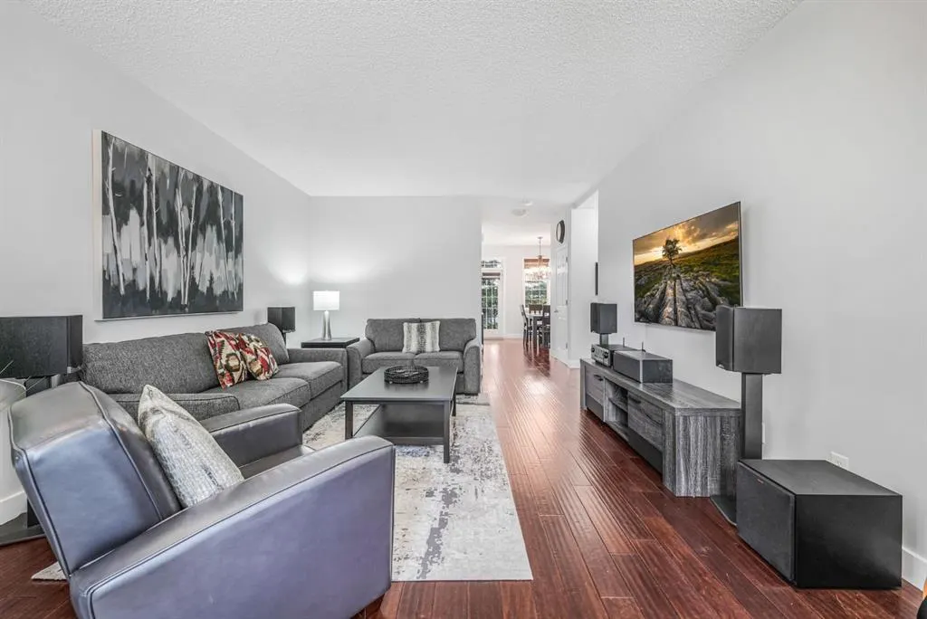 29 Springborough Boulevard SW #23