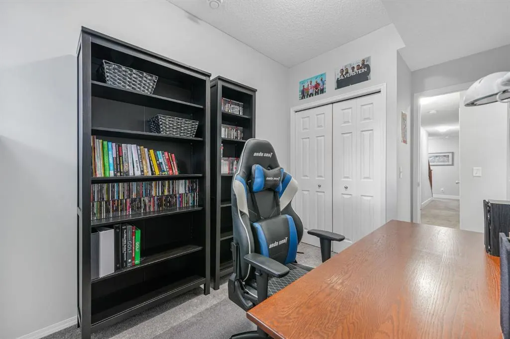 29 Springborough Boulevard SW #23