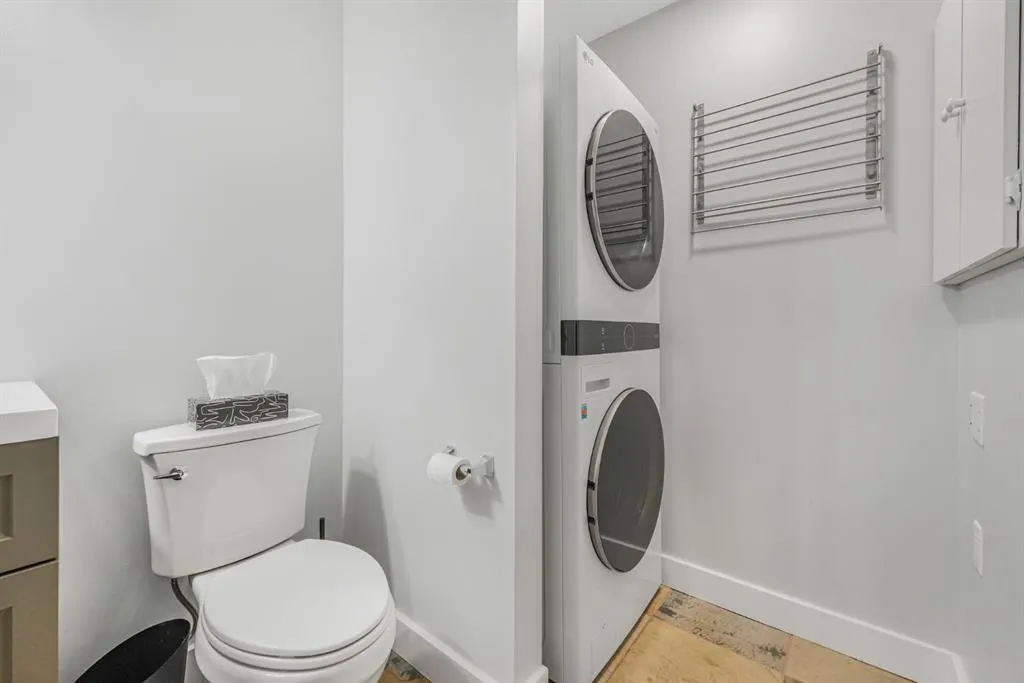 29 Springborough Boulevard SW #23