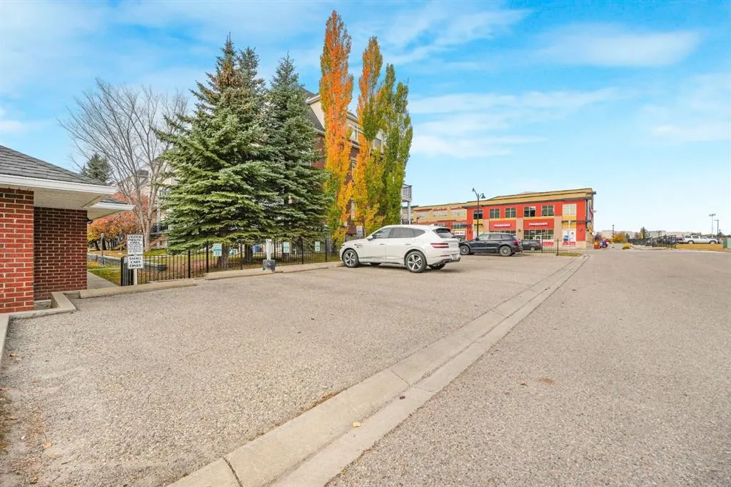 29 Springborough Boulevard SW #23