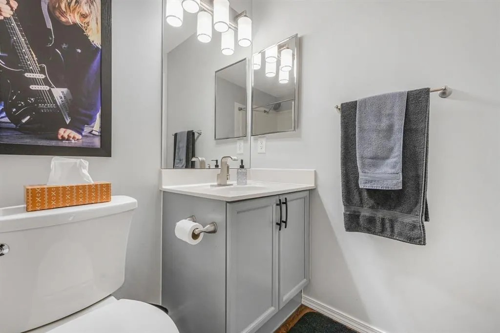 29 Springborough Boulevard SW #23