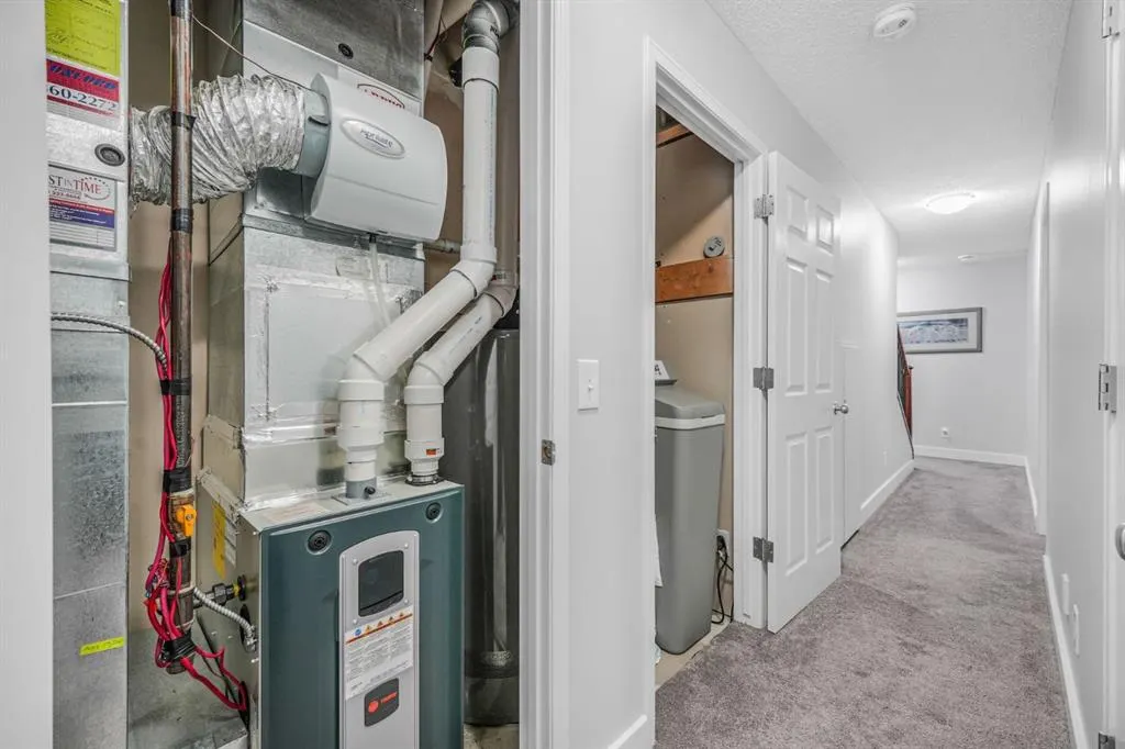 29 Springborough Boulevard SW #23