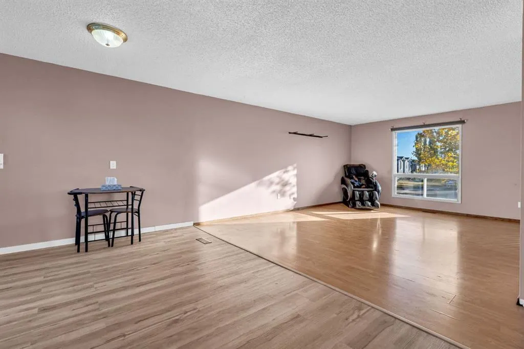 139 Falton Way NE