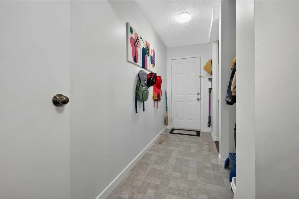 406 Blackthorn Road NE #442