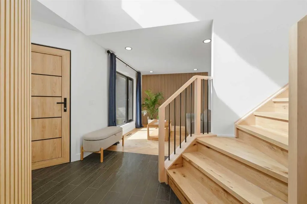 8 Strathlea Close SW