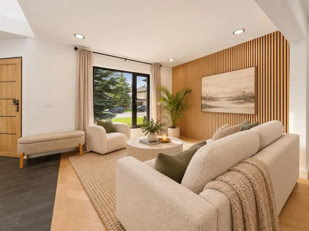 8 Strathlea Close SW