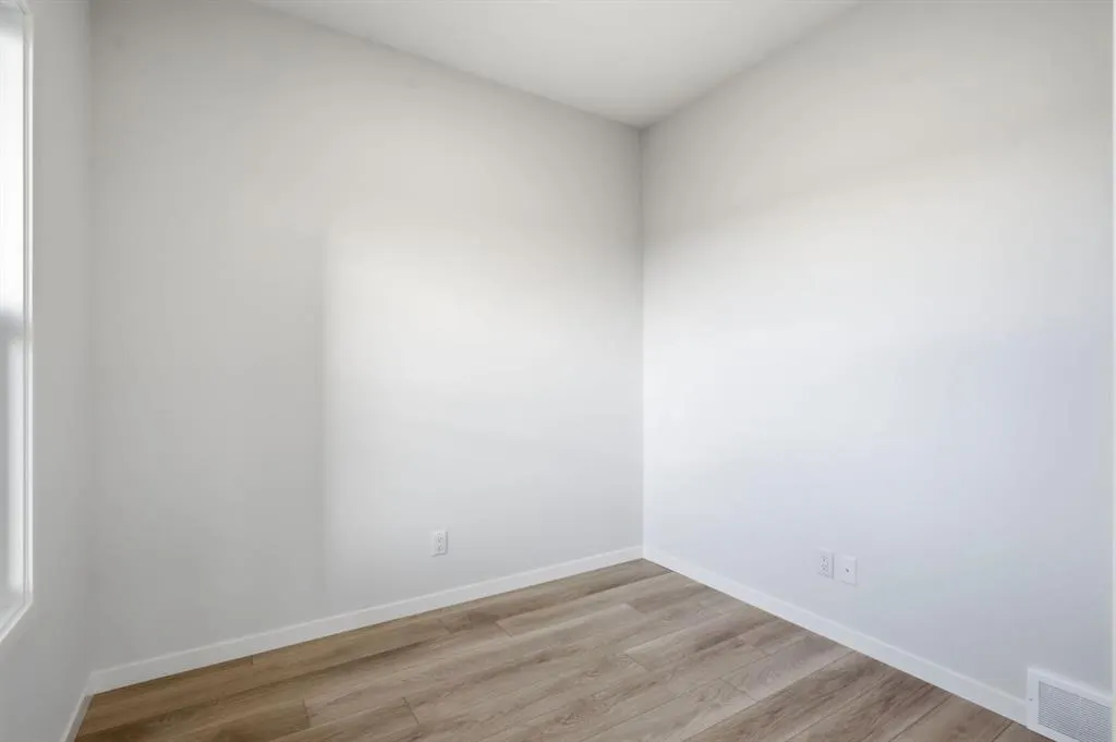 90 Rosemary Gardens SE