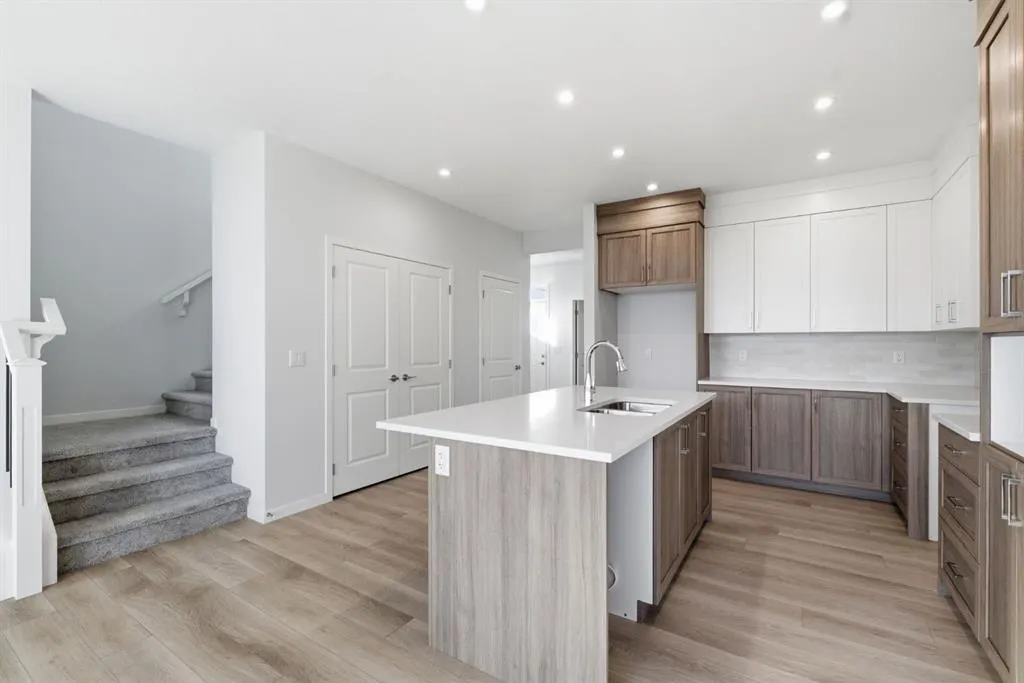 90 Rosemary Gardens SE