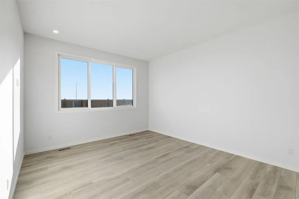 90 Rosemary Gardens SE