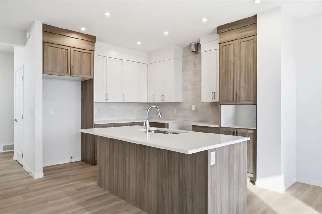 90 Rosemary Gardens SE