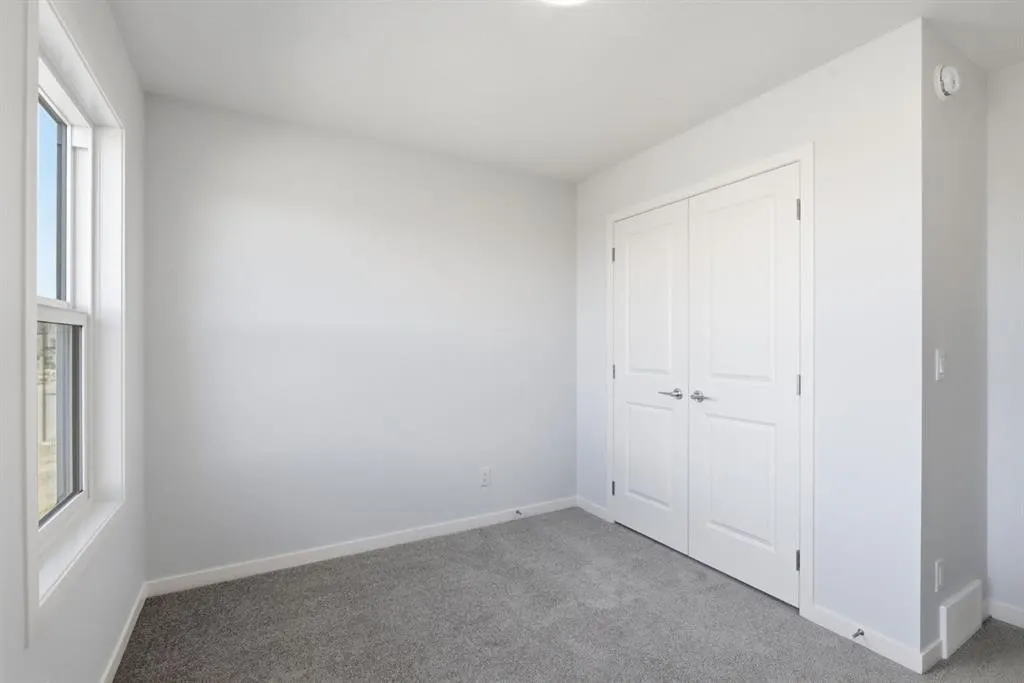 90 Rosemary Gardens SE