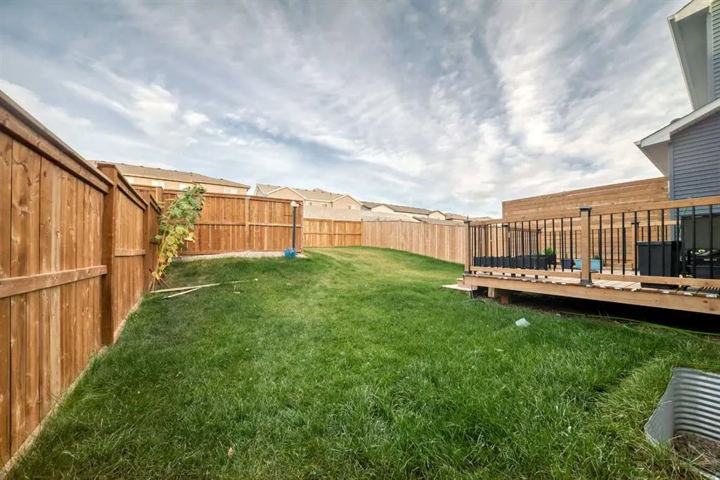 46 Lucas Heights NW