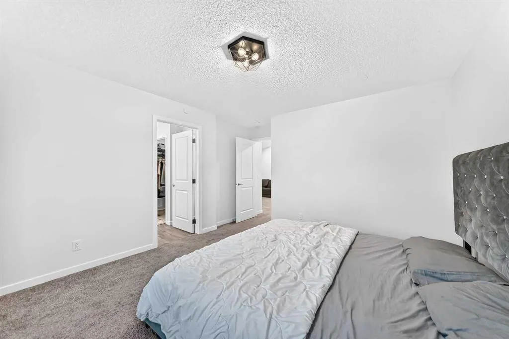 46 Lucas Heights NW