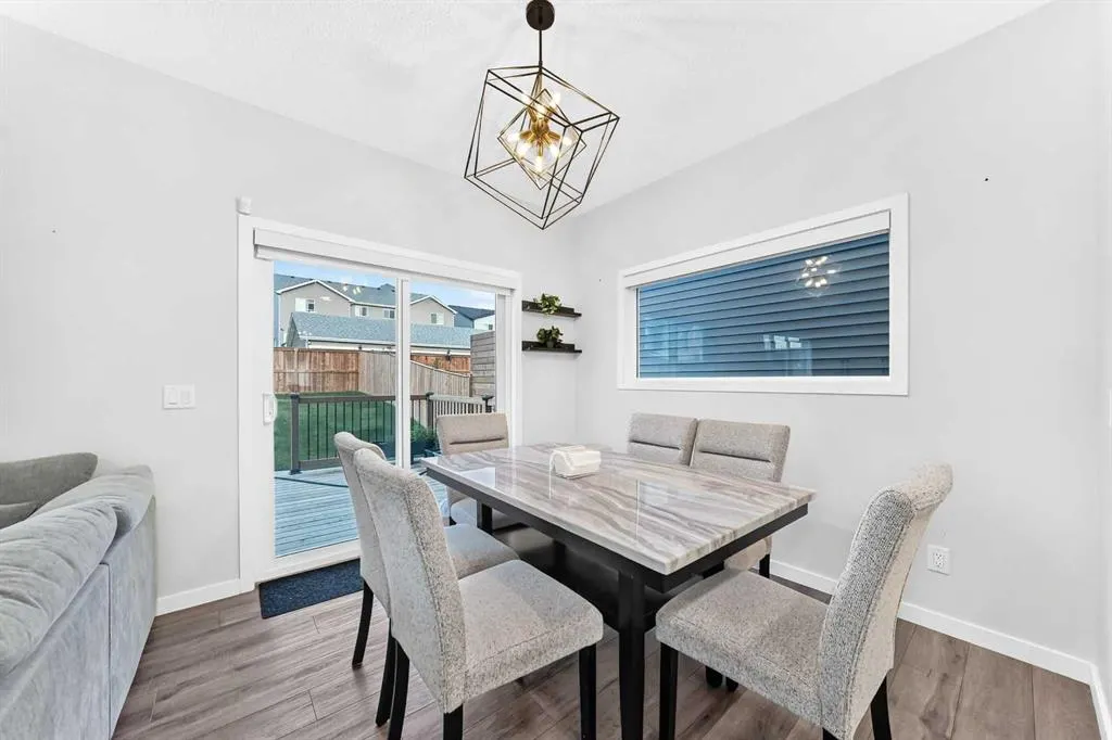 46 Lucas Heights NW