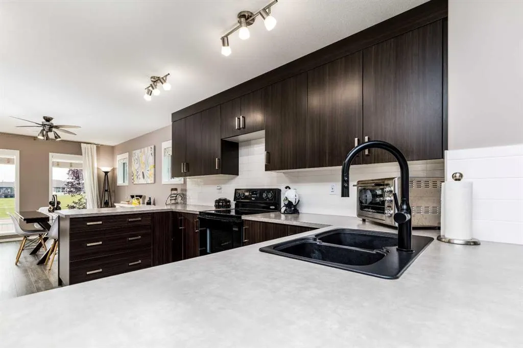 339 Viscount Drive #901