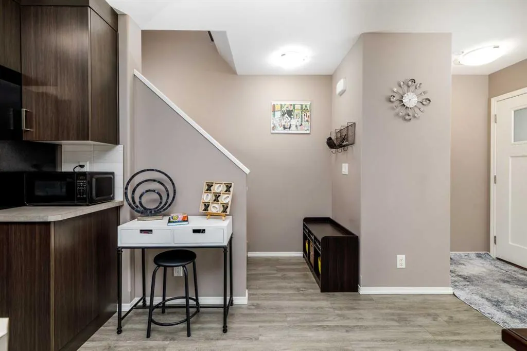 339 Viscount Drive #901