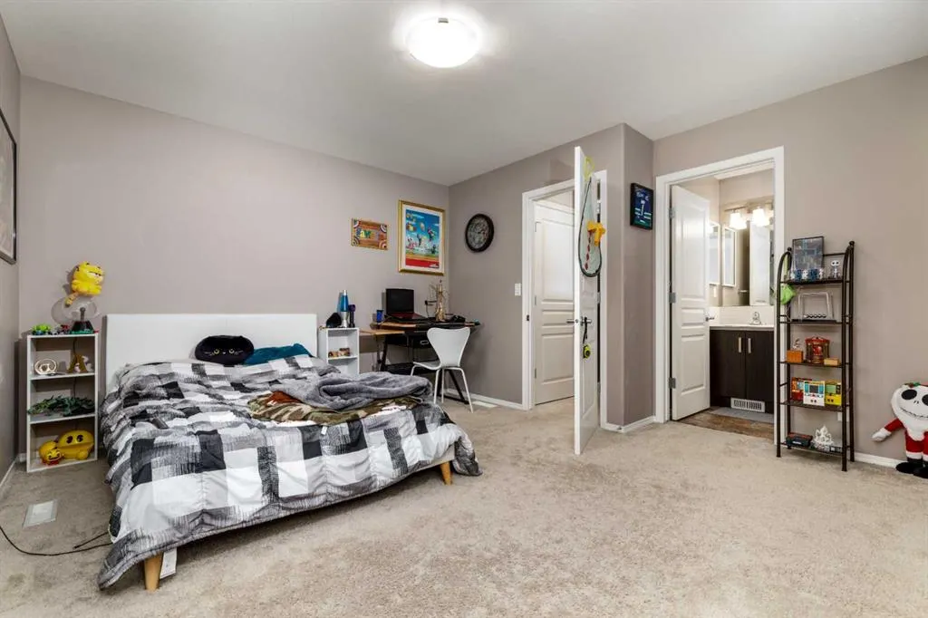 339 Viscount Drive #901