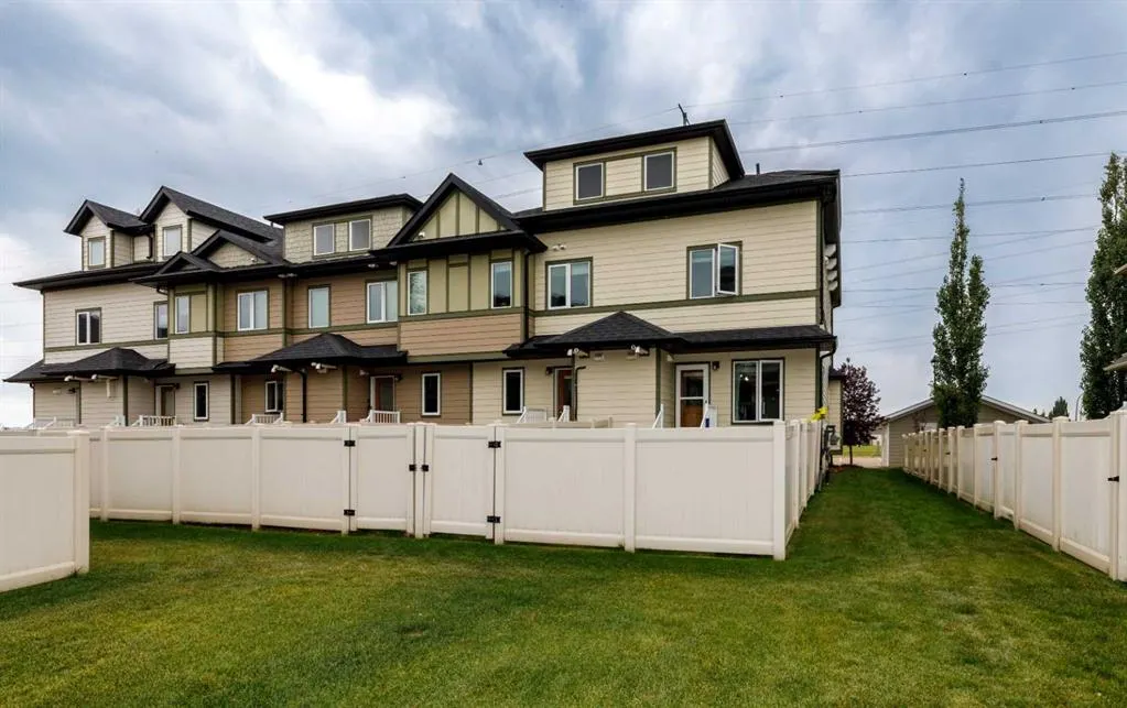 339 Viscount Drive #901