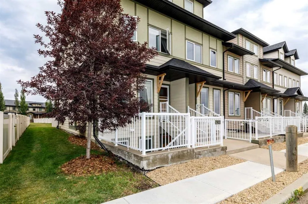 339 Viscount Drive #901