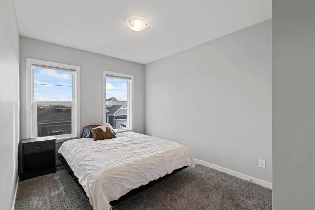 48 Birch Glen
