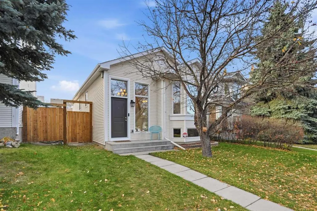 60 Hidden Green NW