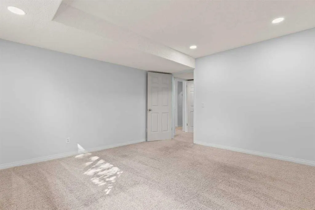 162 Millbank Hill SW