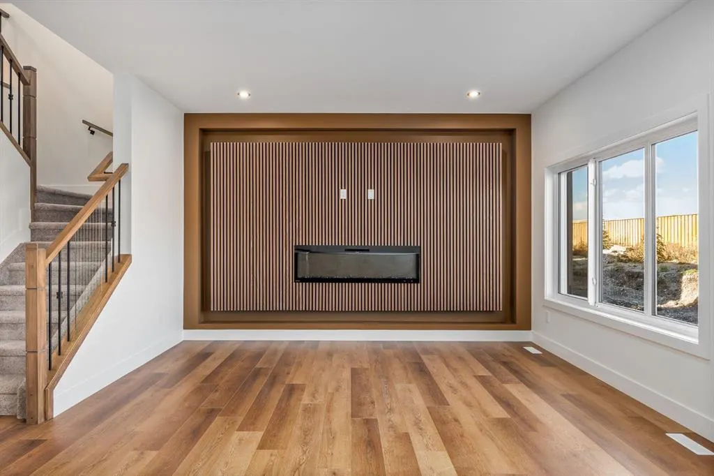 73 Topaz Place