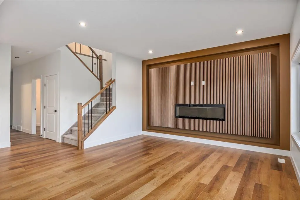 73 Topaz Place